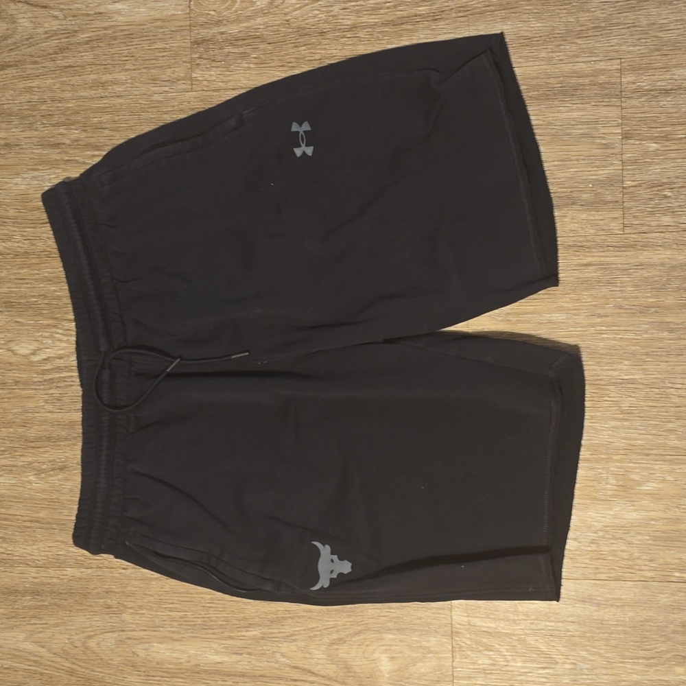 Mens XL Black Project Rock Woven Shorts.
